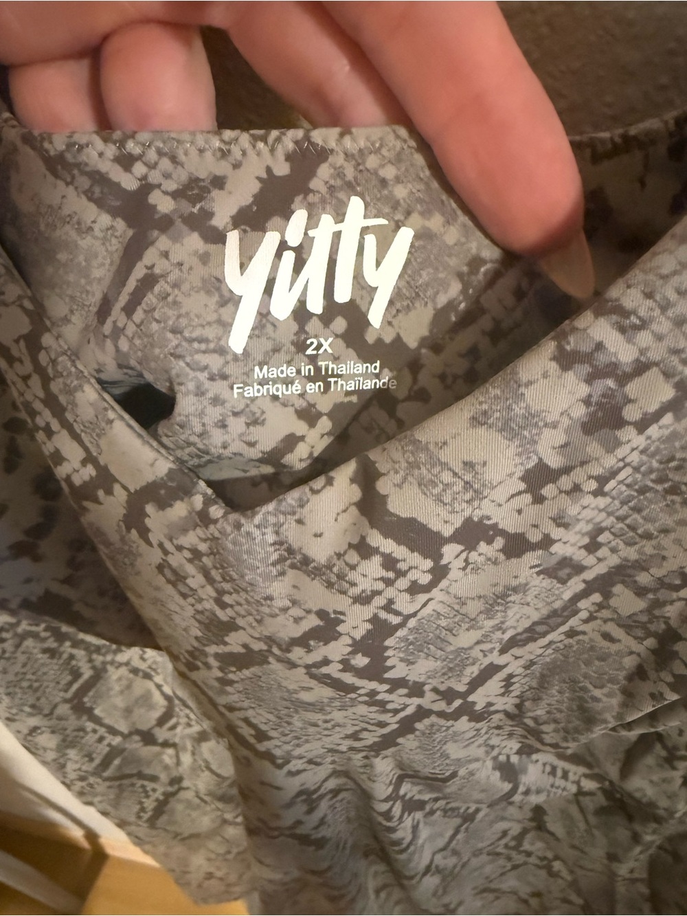 YITTY FABLETICS ULTRA SMOOTH ONESIE 2X - Picture 4 of 5